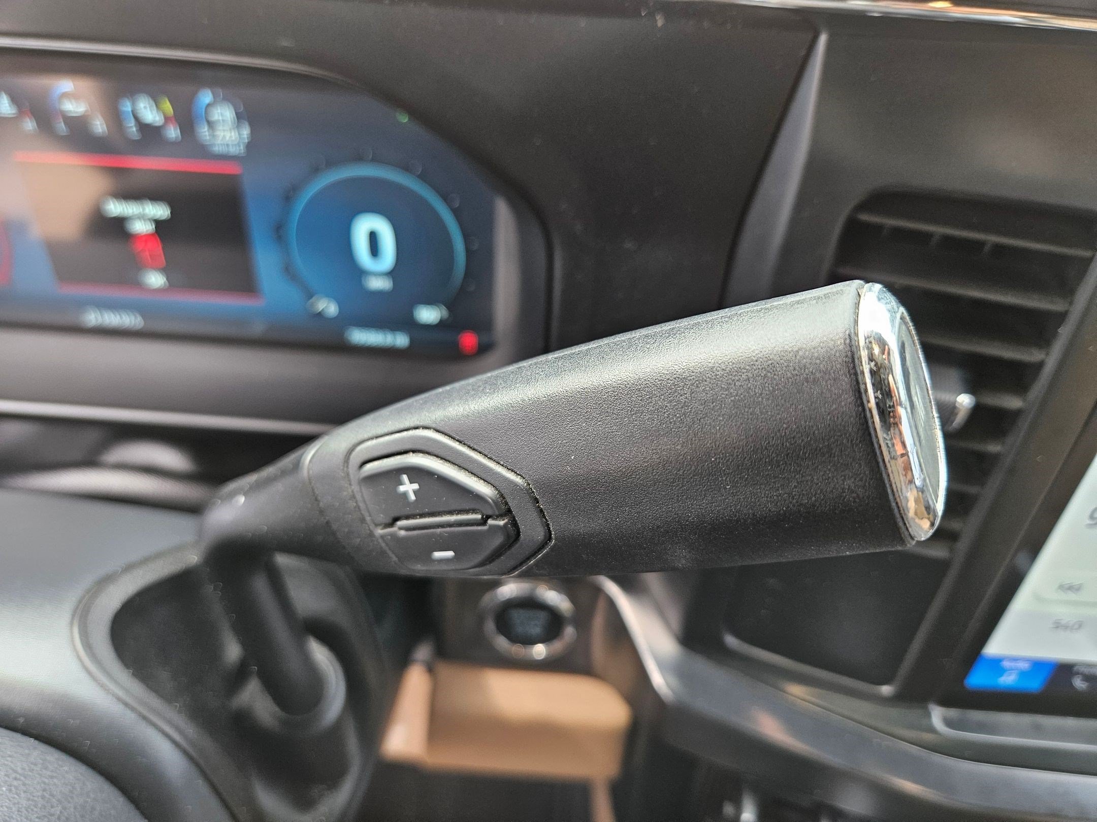 Used 2023 Black Metallic Ford Lariat image 25