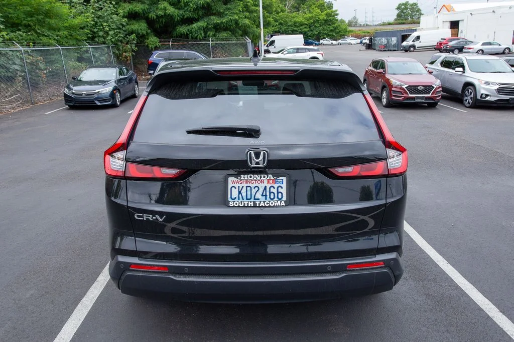 Certified Used 2024 Crystal Black Pearl Honda AWD EX-L image 4