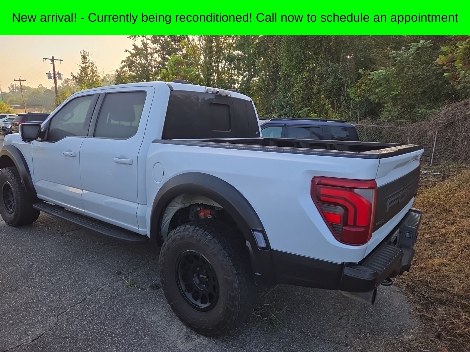 Used 2025 White Metallic Ford Raptor image 4