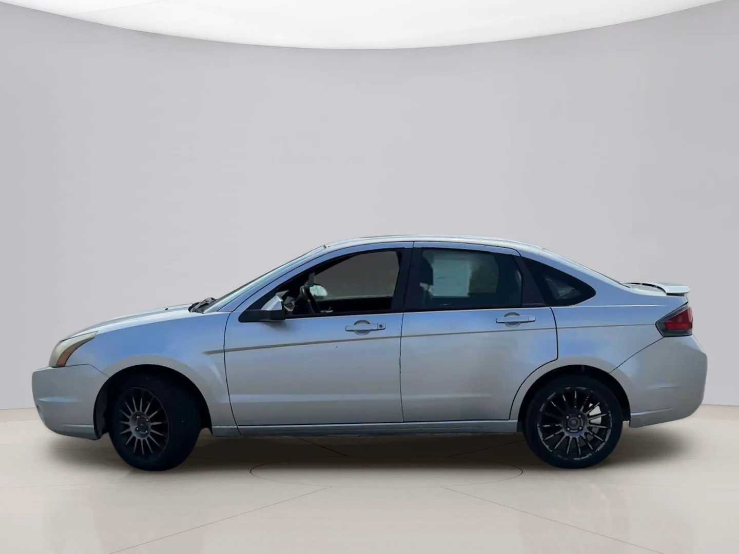 Used 2011 Silver Ford SES image 2