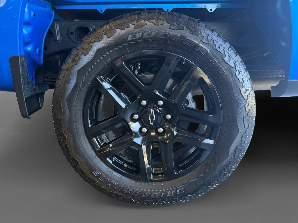 Used 2025 Riptide Blue Metallic Chevrolet LT Trail Boss image 16
