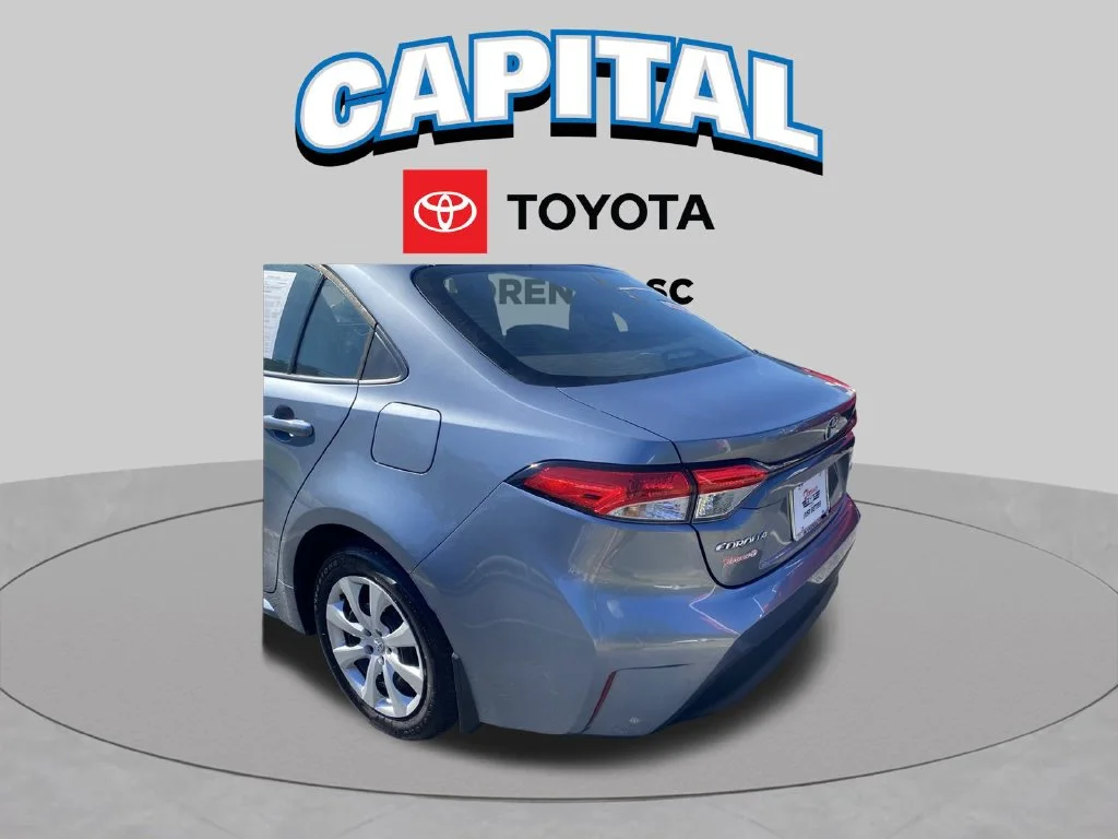 Used 2025  Toyota LE image 11