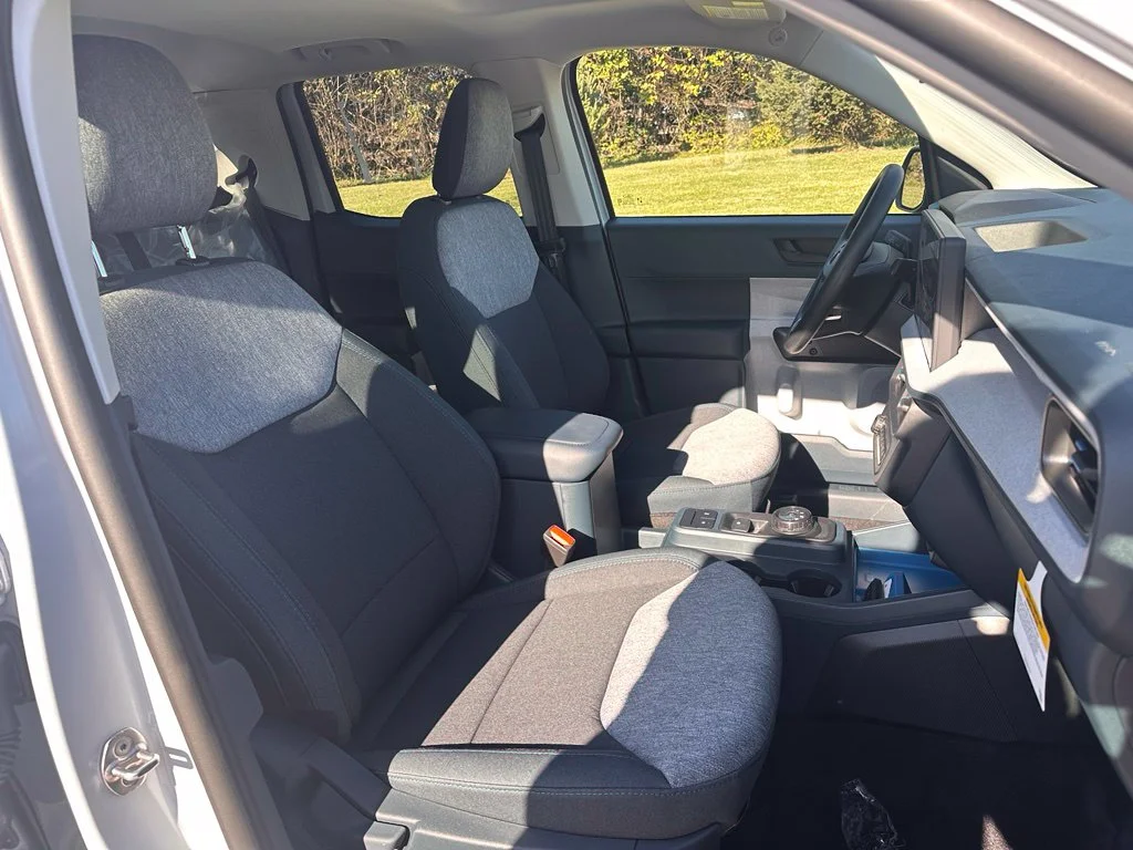 New 2026 Space White Metallic Ford XLT image 21
