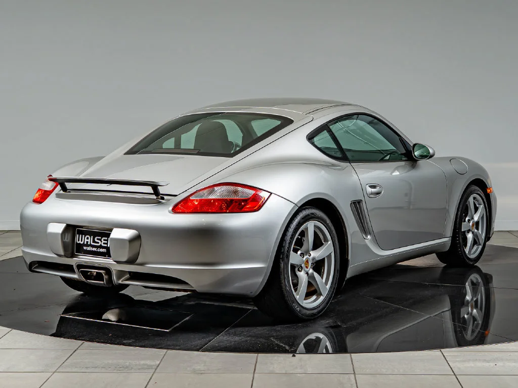 Used 2007 Arctic Silver Metallic Porsche  image 7