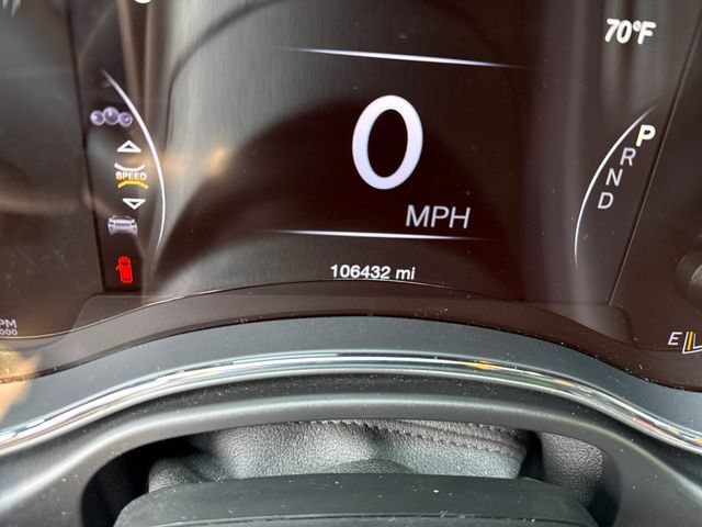 Used 2018 Bright White Clearcoat Jeep Limited image 20