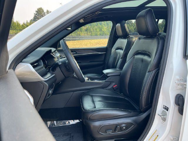 Used 2024 Bright White Clearcoat Jeep 4xe image 19