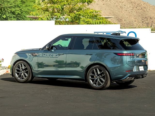 Certified Used 2024 Giola Green Metallic Land Rover Dynamic SE image 9