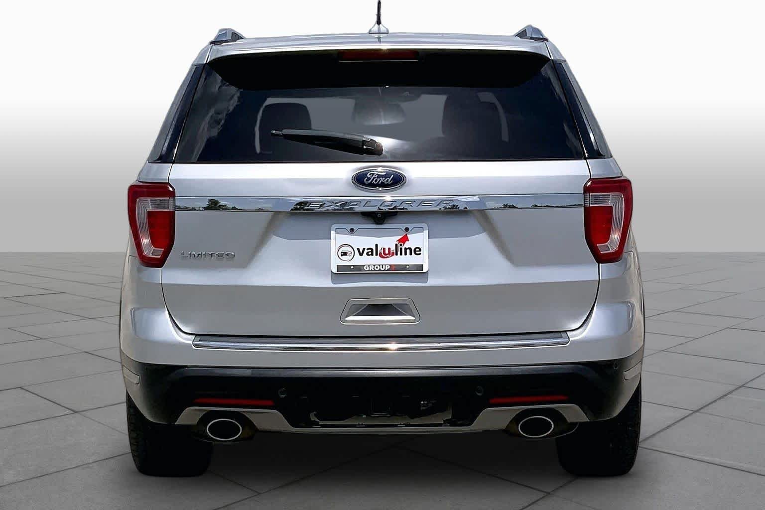 Used 2019 Ingot Silver Ford Limited image 5