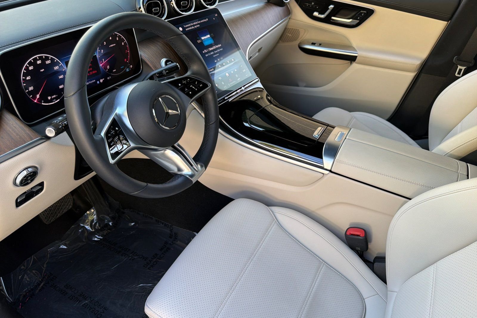 Certified Used 2024 Blue Mercedes-Benz GLC 300 image 7