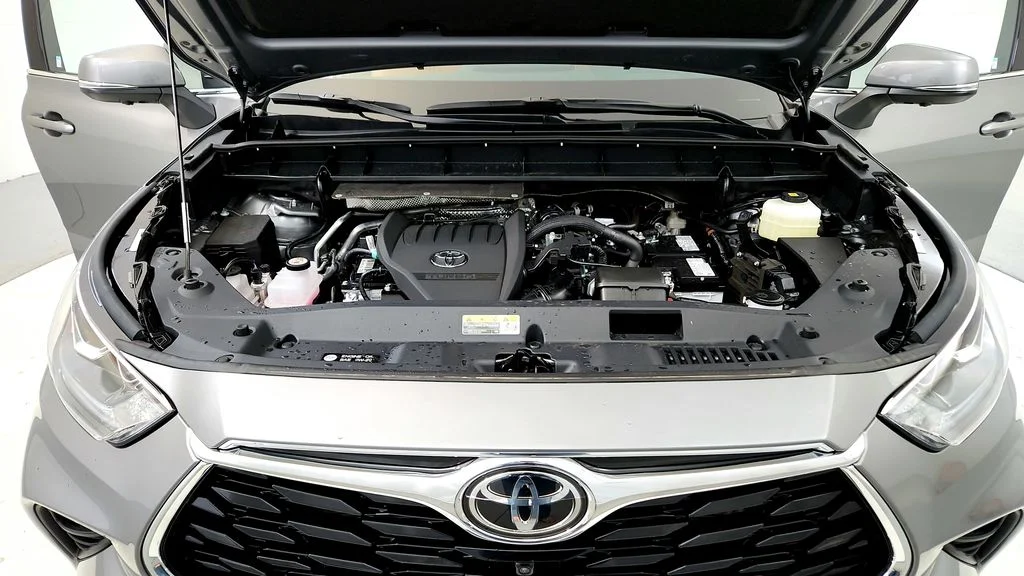2026 Toyota Highlander Platinum - Photo 15