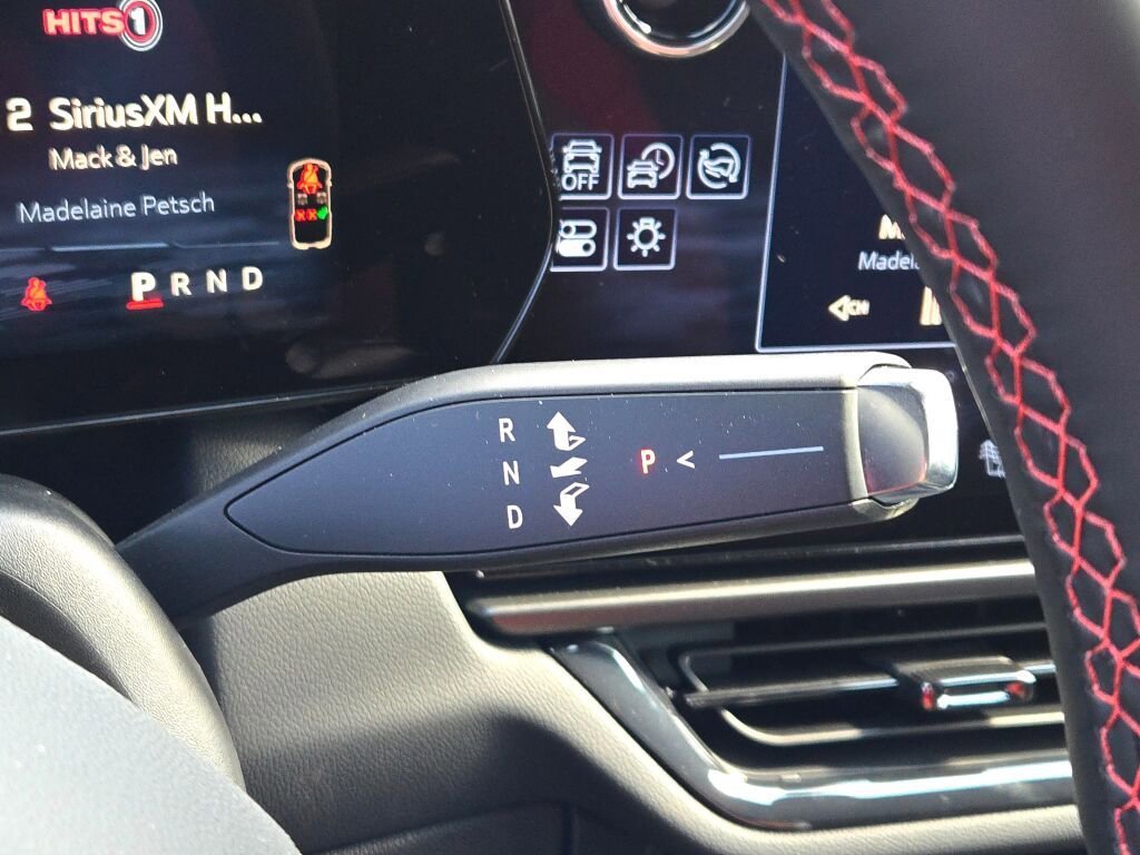 2025 Chevrolet Equinox EV RS - Photo 29