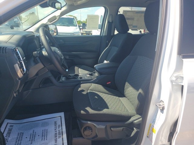 New 2026 Oxford White Ford XLT image 17