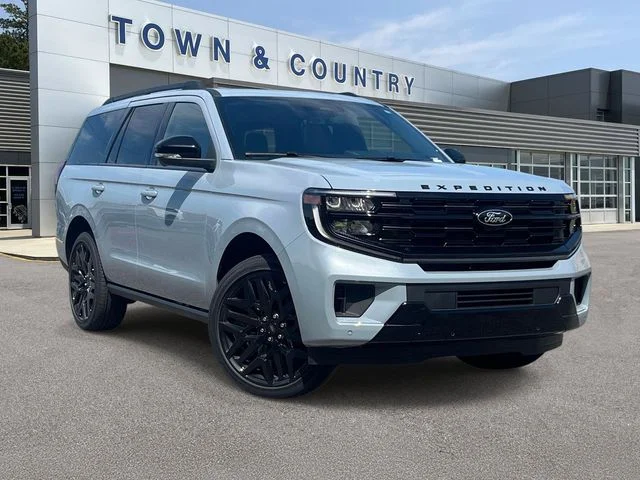 New 2026 Glacier Gray Metallic Tri-Coat Ford Platinum image 1