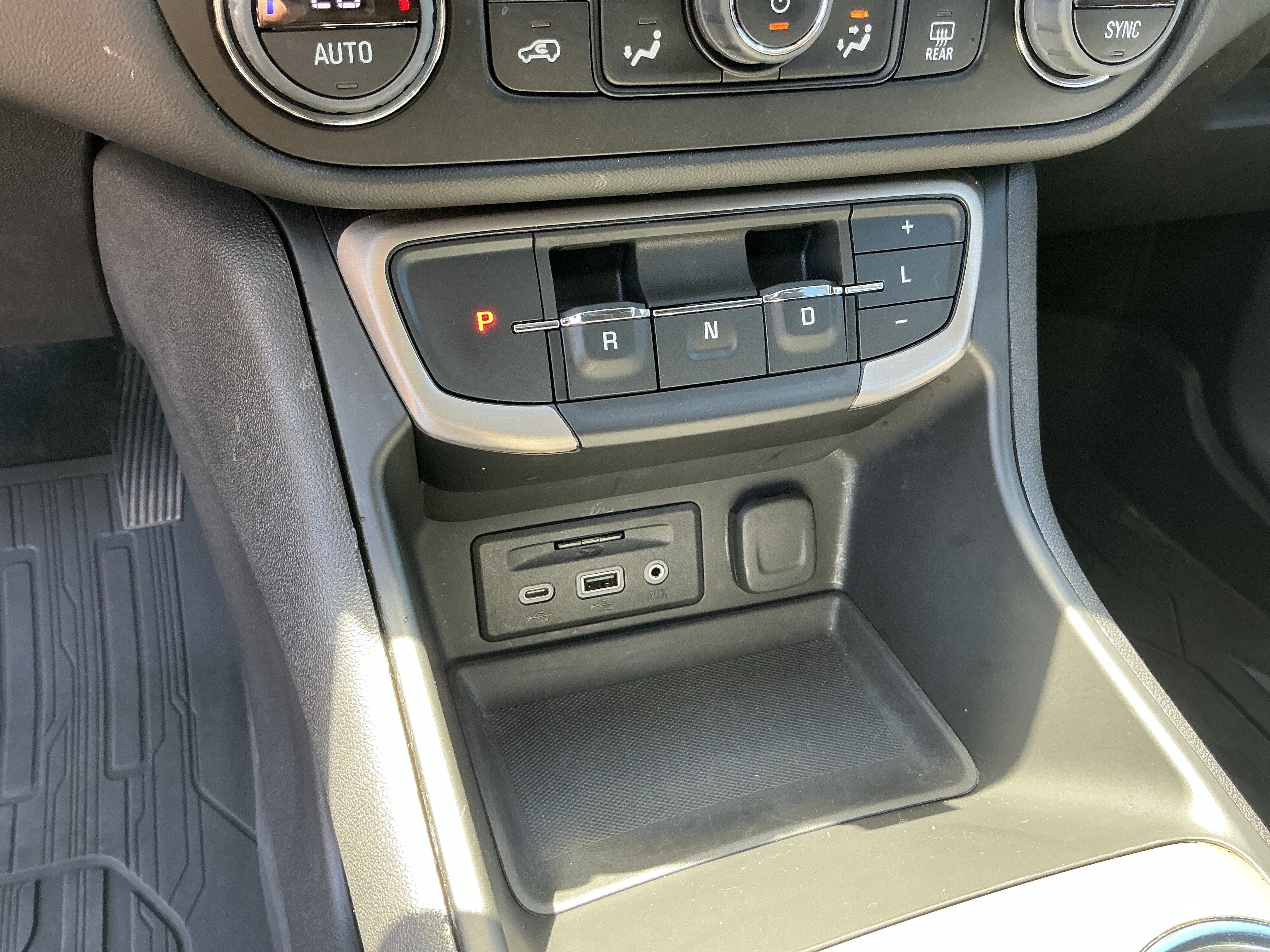 Used 2023 Ebony Twilight Metallic GMC Denali image 25