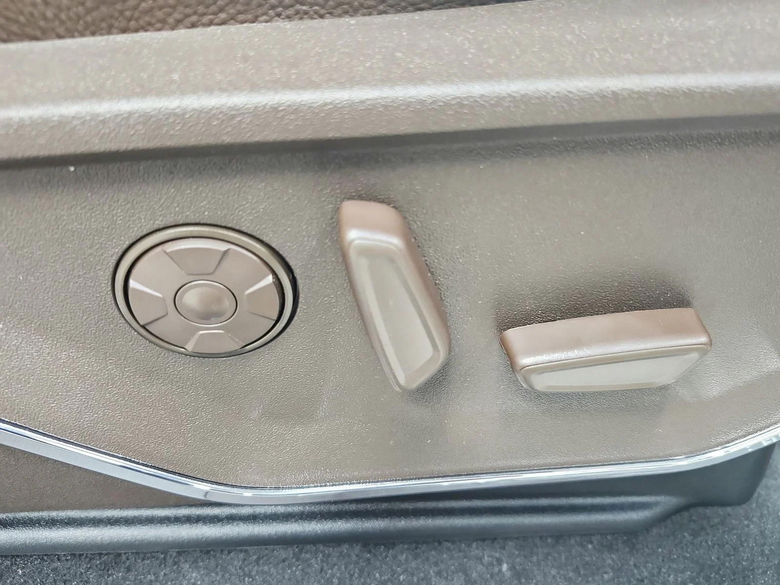 New 2026 White Ford King Ranch image 49