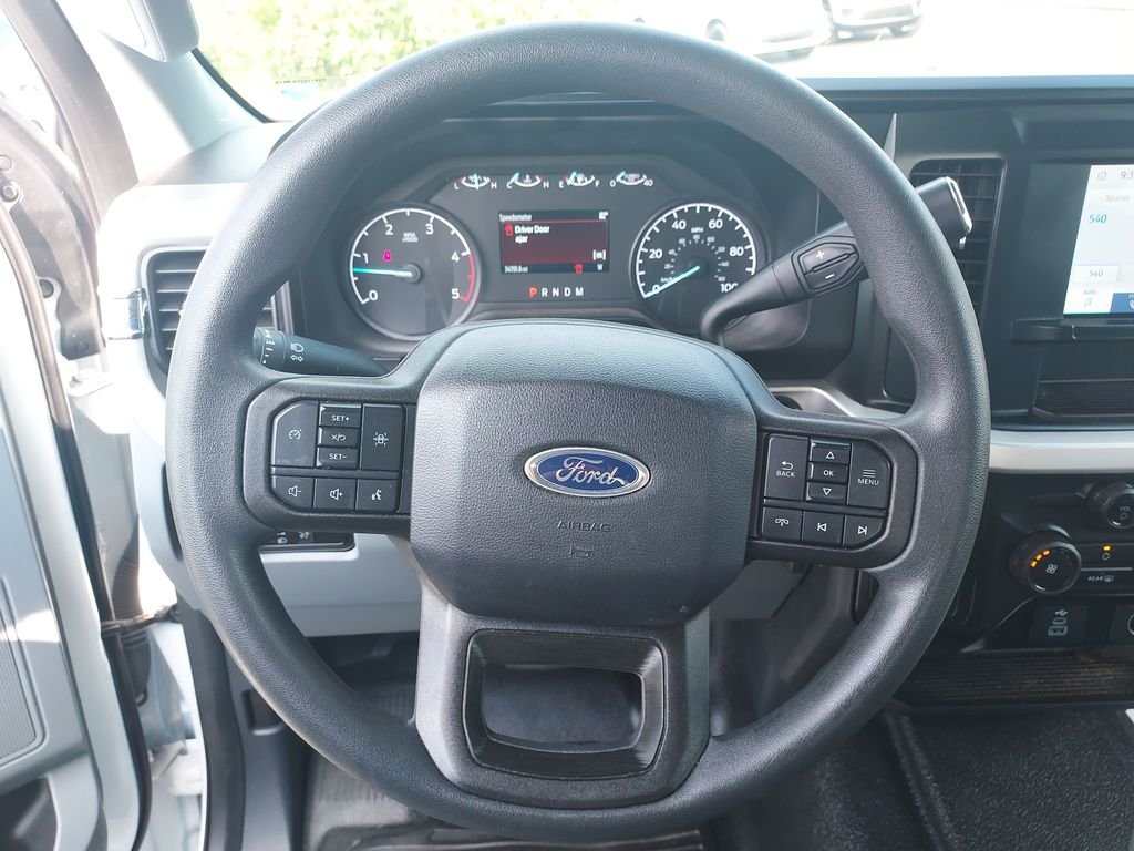 Used 2025 White Ford XL image 17