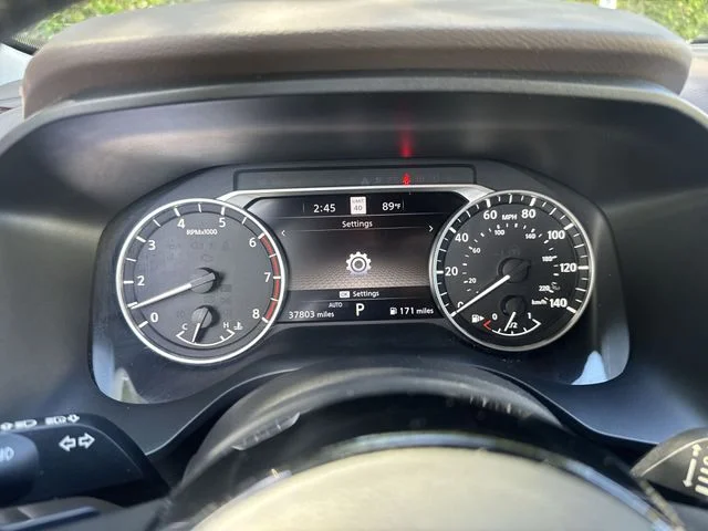 Used 2021 Gray Nissan SL image 19
