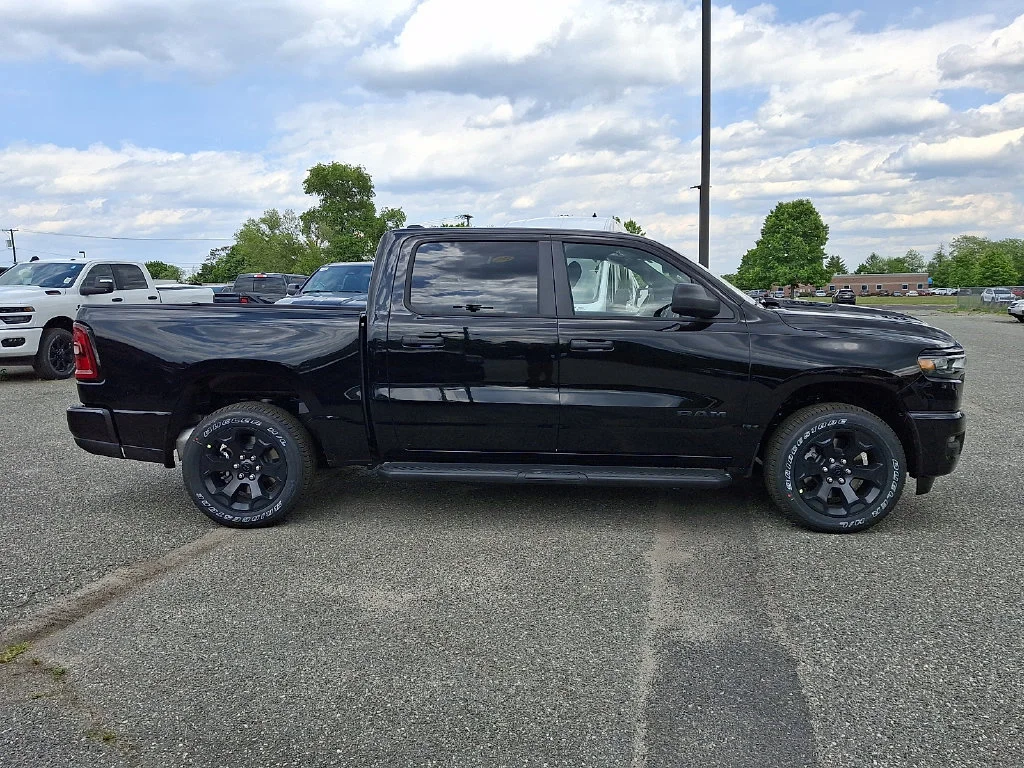 New 2026 Diamond Black Crystal Pearl-Coat Exterior Paint RAM Express image 9