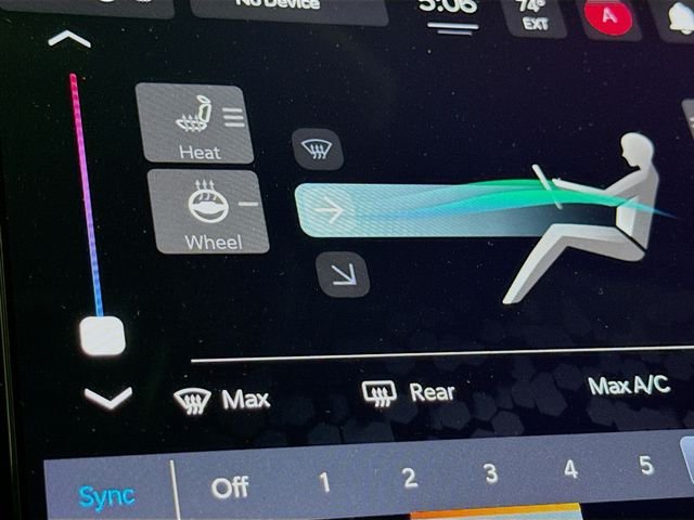 Used 2023 White Jeep Altitude X image 19