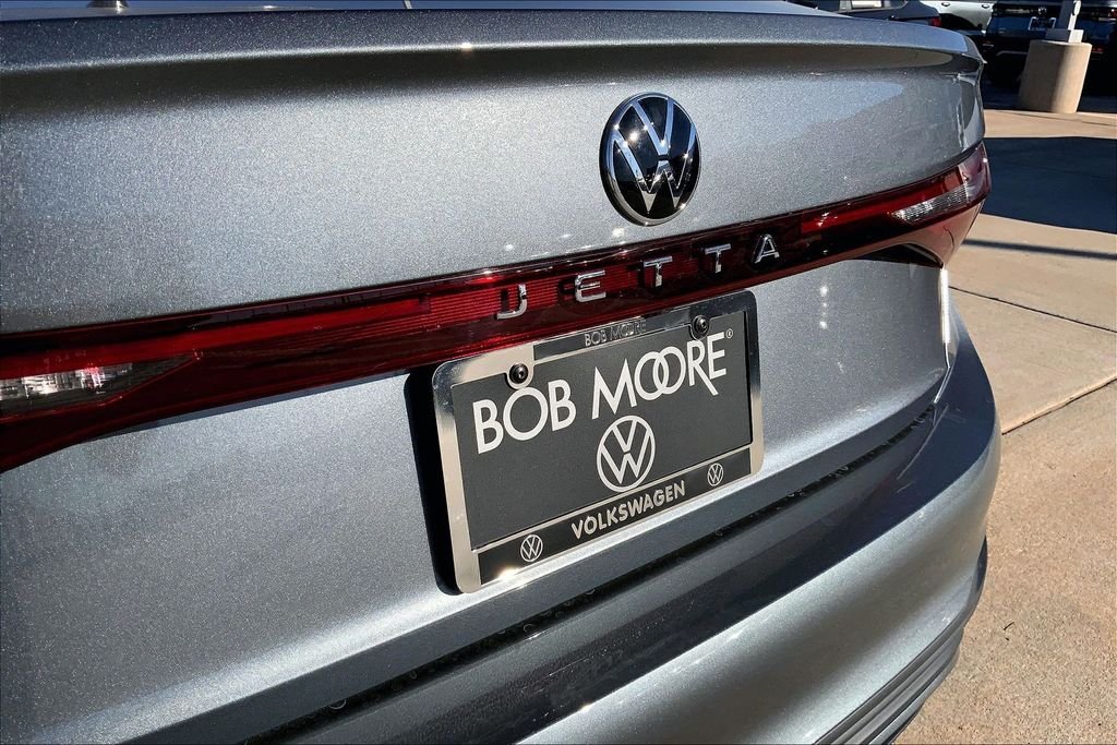 2026 Volkswagen Jetta Sport - Photo 8