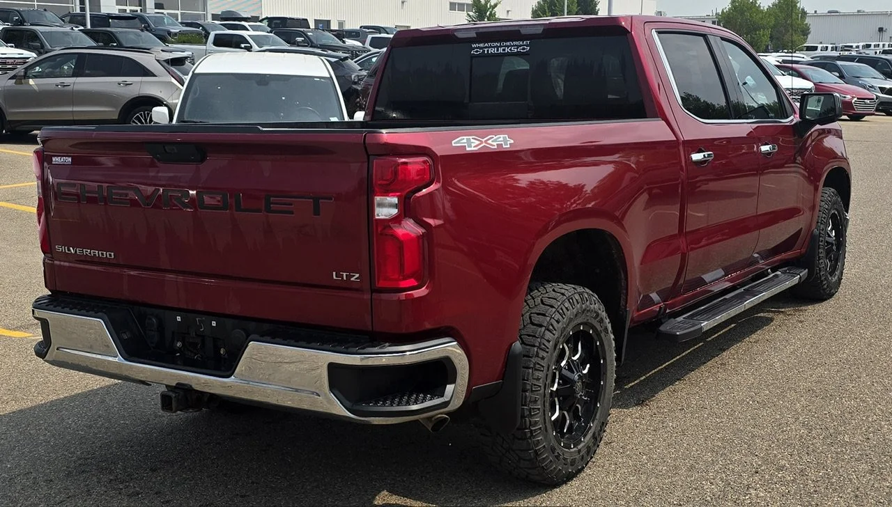 Used 2020 Red Chevrolet LTZ Crew Cab image 5