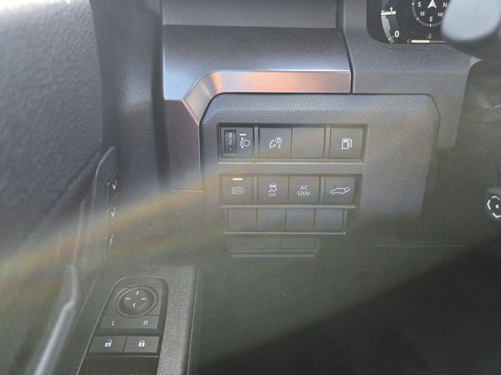 Used 2025 Everest Toyota TRD Off Road Premium image 15