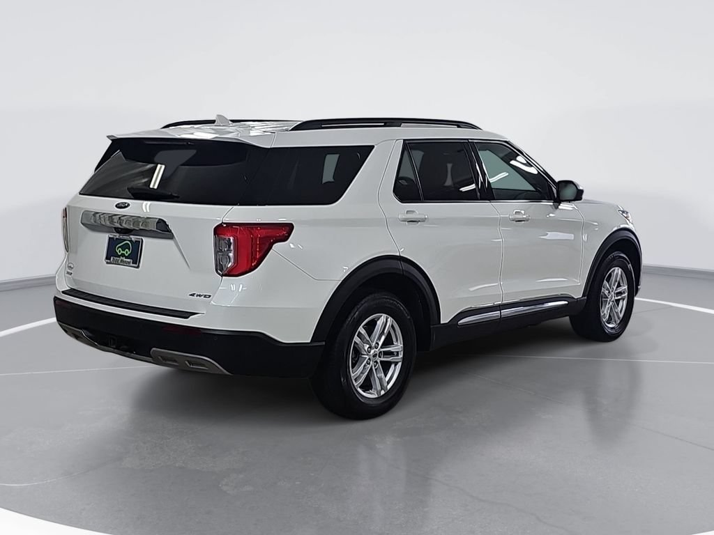 Used 2023 White Ford XLT image 3