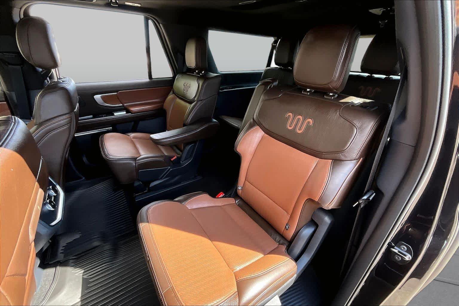 Used 2025 Agate Black Ford King Ranch image 19