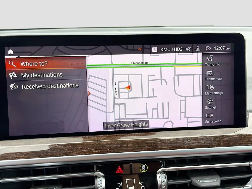 Used 2023  BMW xDrive30i image 15