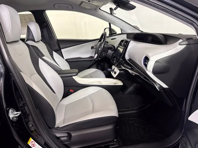 Used 2017 Black Toyota Three Touring image 4