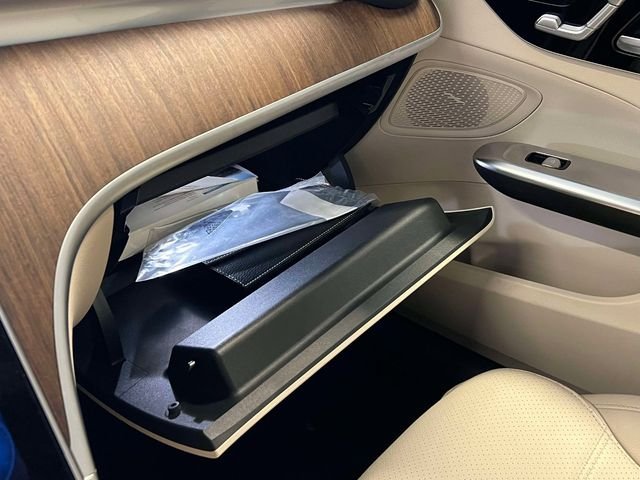 Certified Used 2022 Blue Mercedes-Benz C 300 image 33