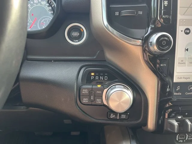 2022 RAM Ram 1500 Pickup Laramie - Photo 17