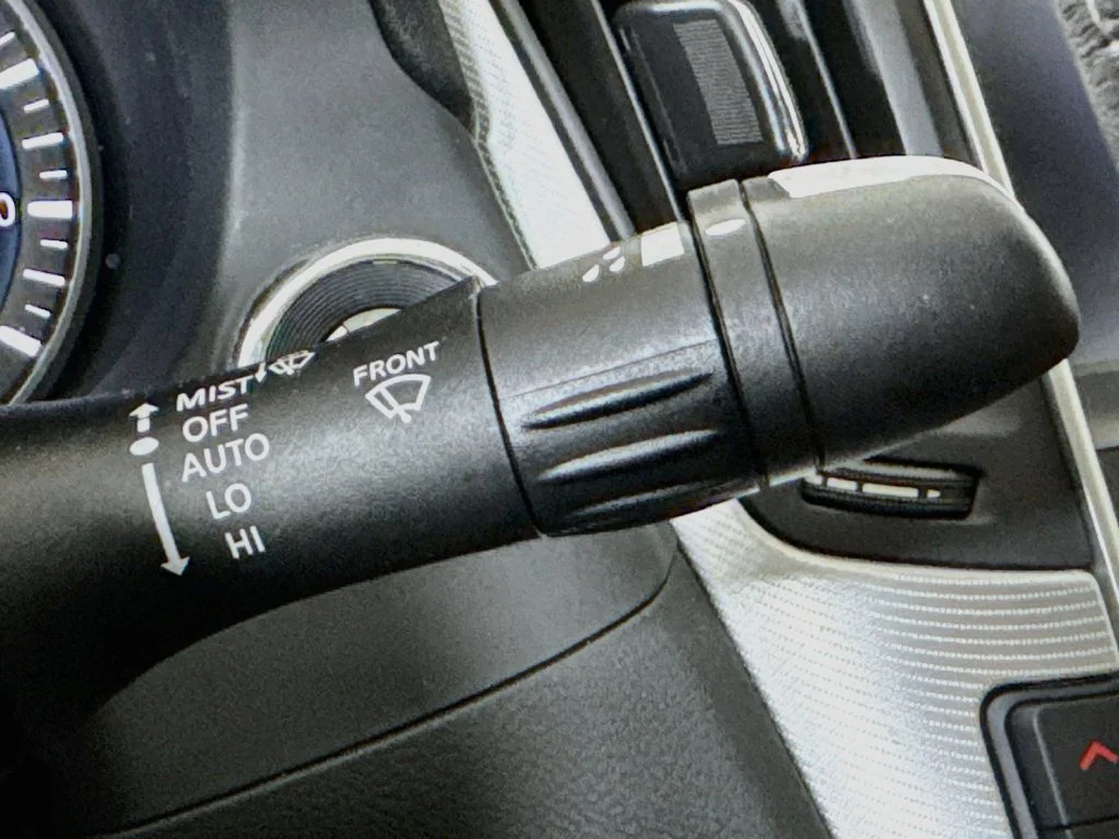 Certified Used 2023 Gray INFINITI LUXE image 15