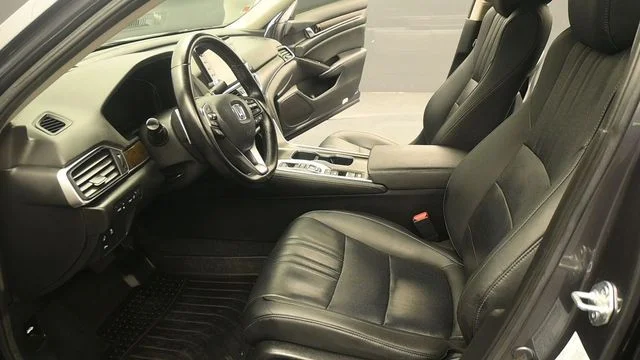 Certified Used 2021 Gray Pearl Honda Touring image 12