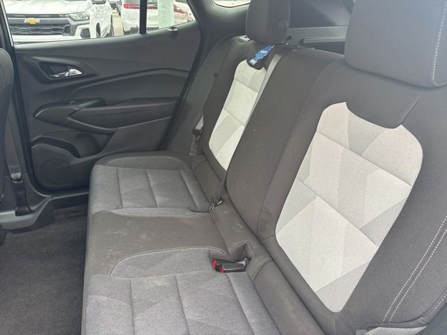 Used 2025 Summit White Chevrolet 1RS image 26