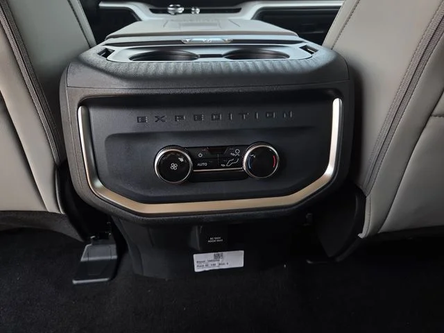 New 2027 Dark Matter Gray Metallic Ford Active image 18