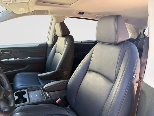 2025 Honda Odyssey EX-L - Photo 25