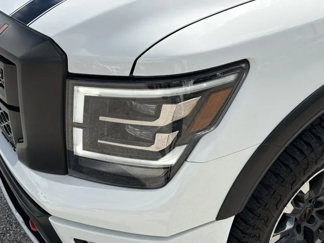 Used 2024 White Nissan PRO-4X image 8