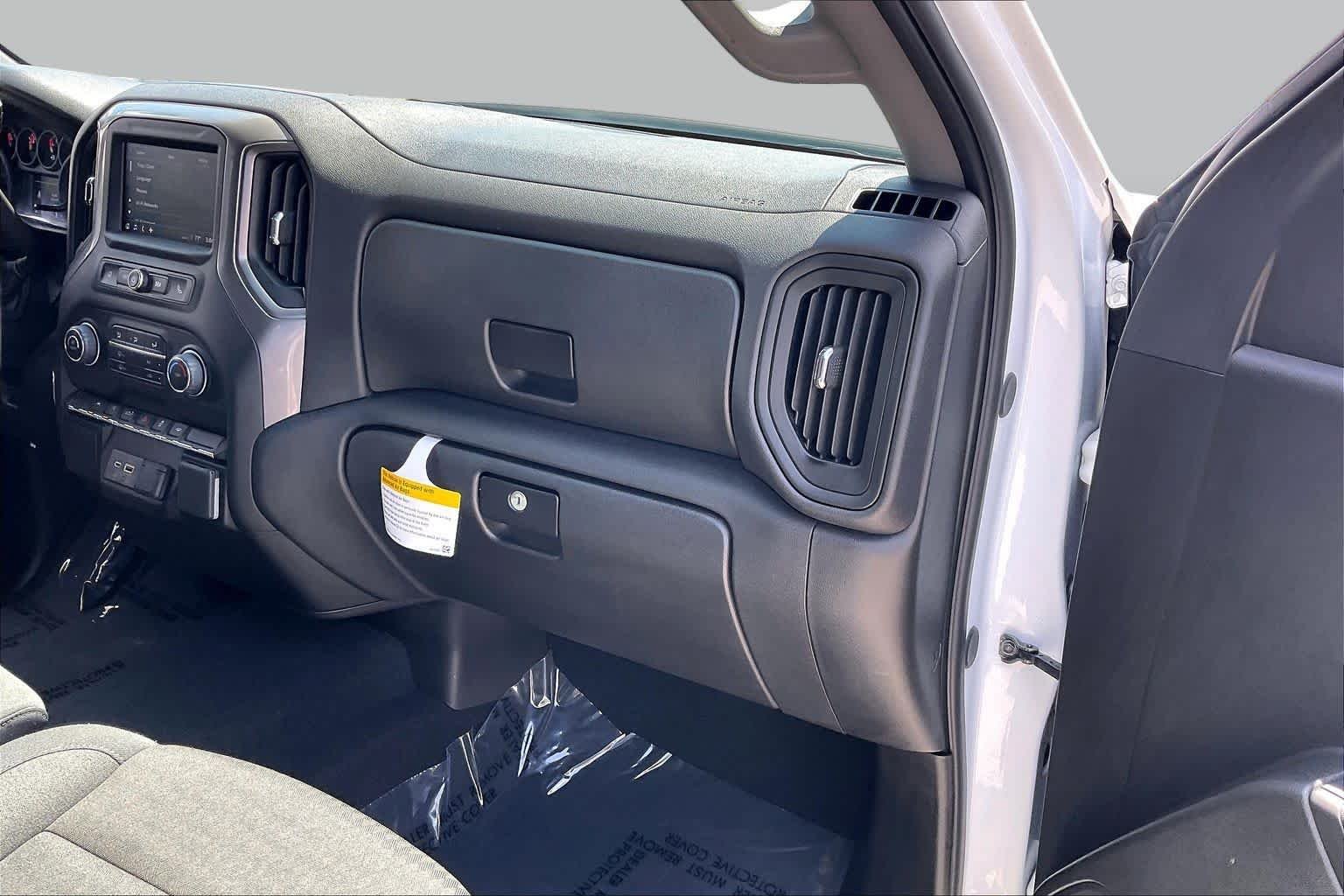 Used 2025 Summit White Chevrolet Custom image 18