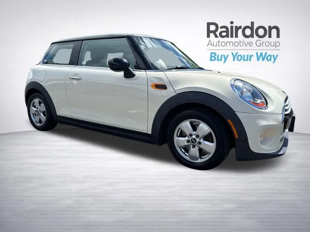 2015 MINI Cooper -'s photo