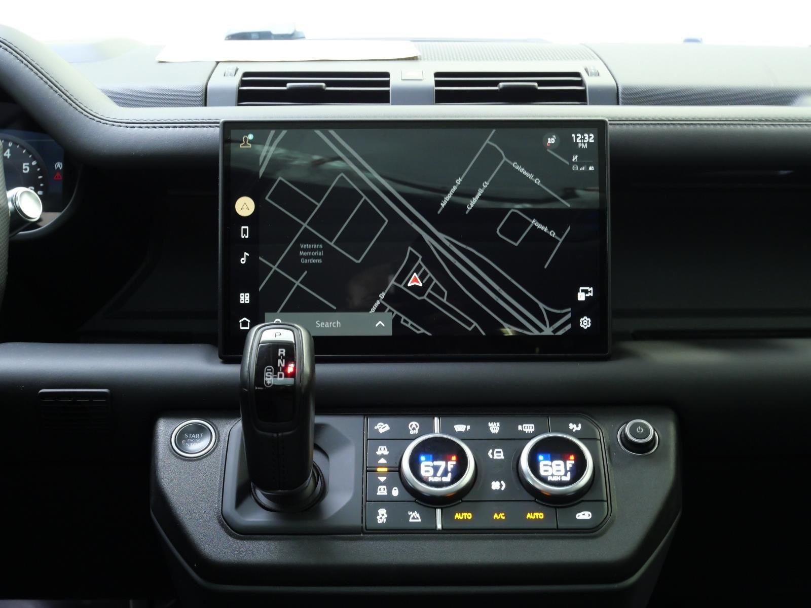 Used 2022 Gondwana Stone Metallic Land Rover X-Dynamic HSE image 33