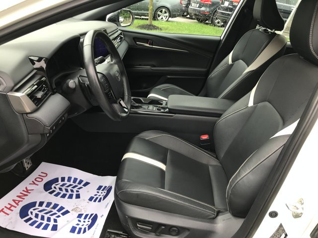 Certified Used 2025 Ice Cap Toyota SE image 22