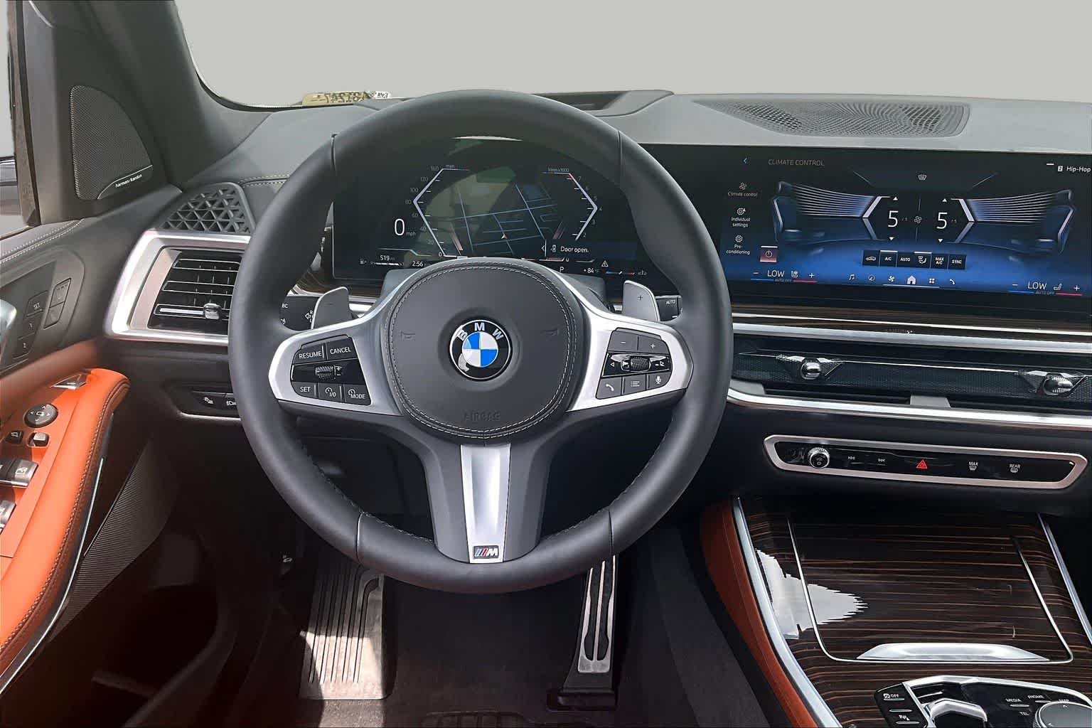 Used 2026 Alpine White BMW sDrive40i image 5
