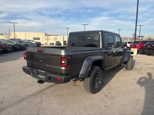 New 2026 Granite Crystal Metallic Clear-Coat Exterior Paint Jeep Sport S image 9
