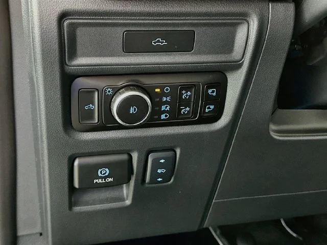 New 2026 Blue Ford Lariat image 23