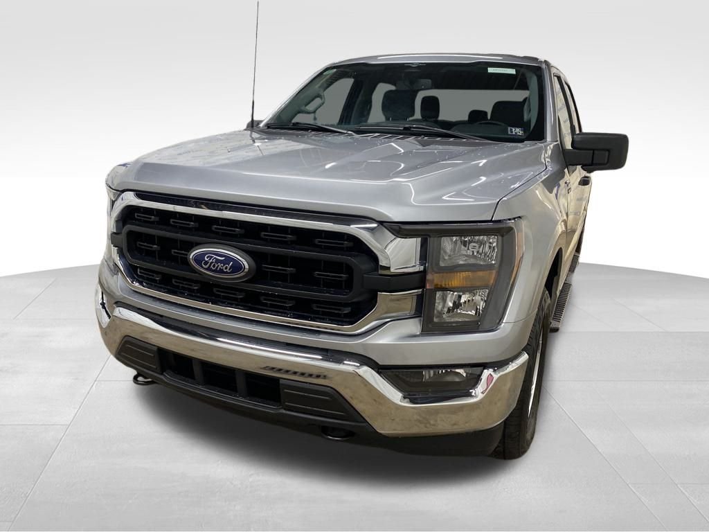 2023 Ford F-150 XLT photo 2