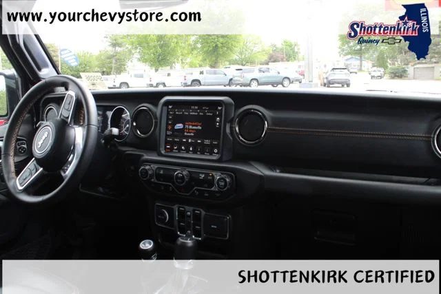 Used 2022 Black Jeep Overland image 13