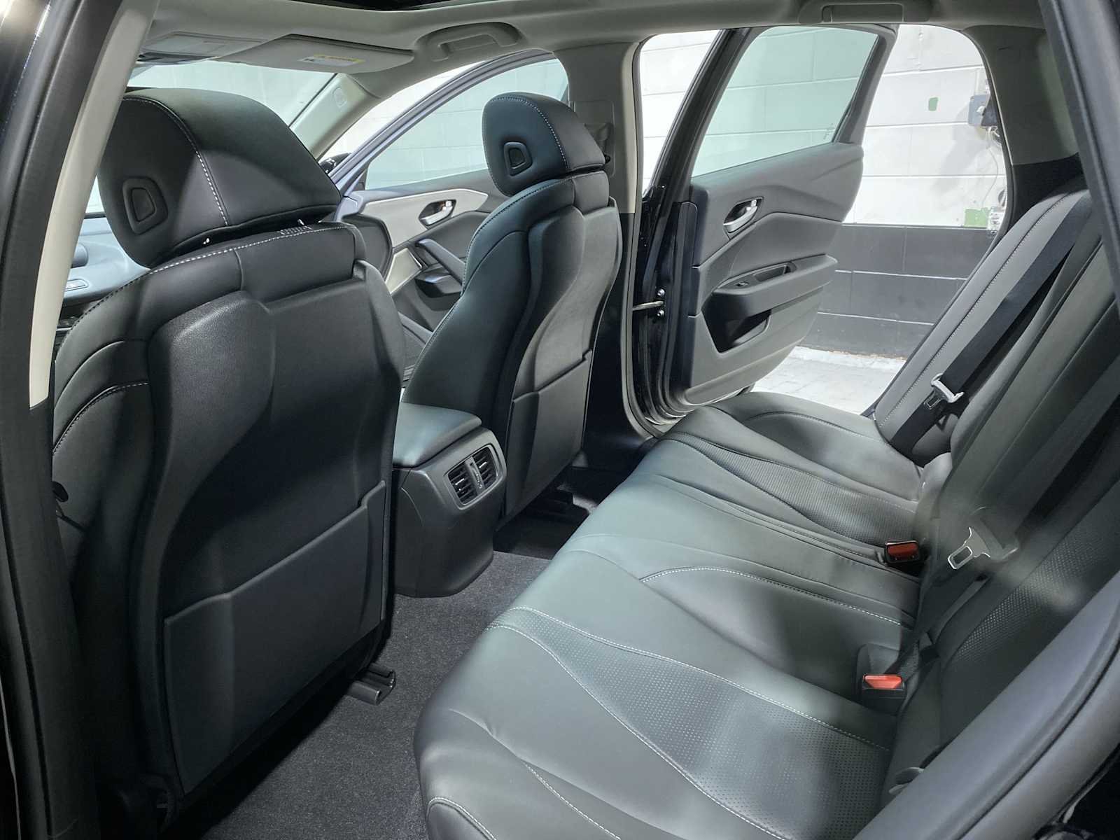 2022 Acura TLX Technology Package - Photo 12