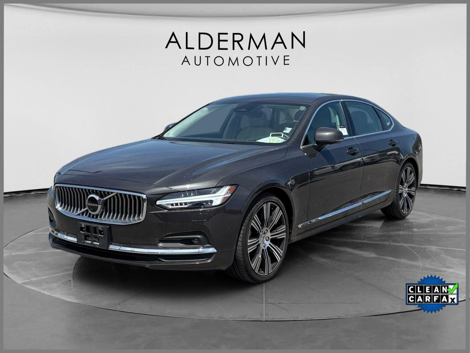 2023 Volvo S90 B6 Ultimate AWD's photo