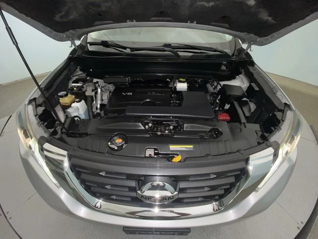 Used 2019 Silver Nissan S image 25